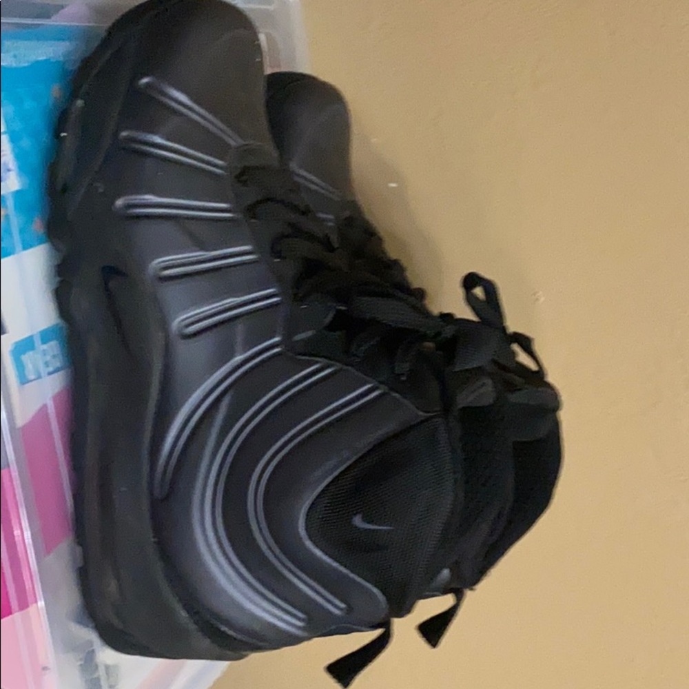 Men Nike Foamposite acg boot size 10